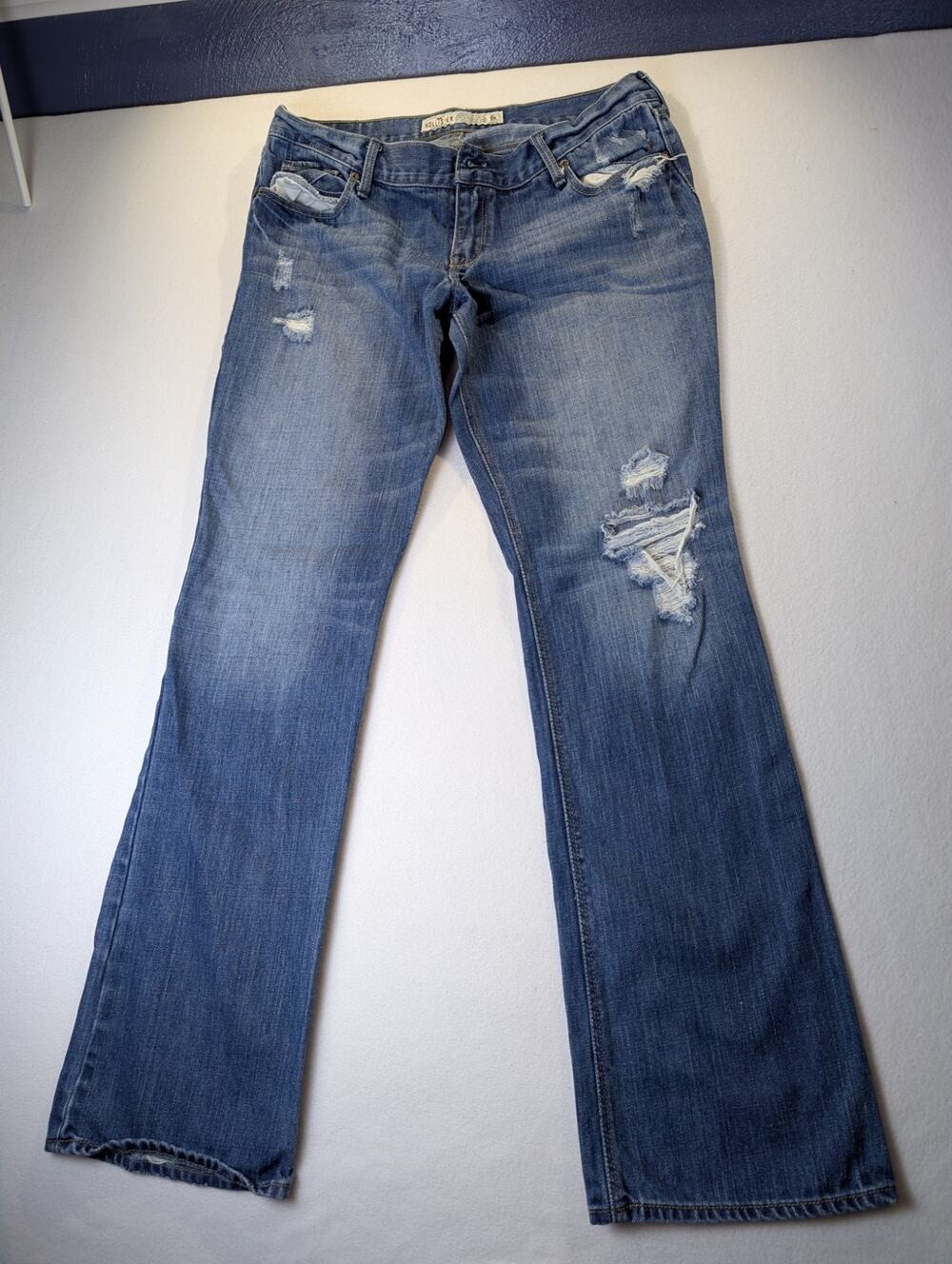 Hollister "Venice Boot" Medium Wash Size 9 R